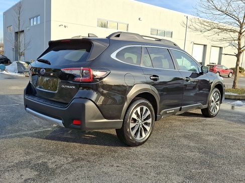 Certified 2023 Subaru Outback Limited image 6