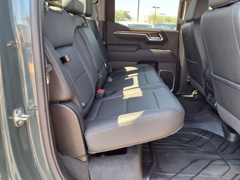 Used 2026 Chevrolet Silverado 1500 LT w/ Leather Package AWD/4WD image 14