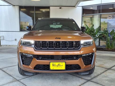 Used 2026 Jeep Grand Cherokee L Summit w/ Obsidian Package AWD/4WD image 18