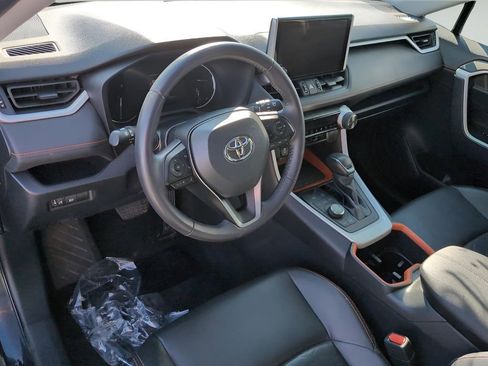 Used 2024 Toyota RAV4 Adventure image 9