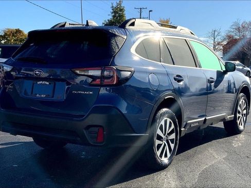Certified 2022 Subaru Outback Premium image 16