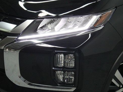 New 2026 Mitsubishi Outlander Sport SEL AWD/4WD image 2