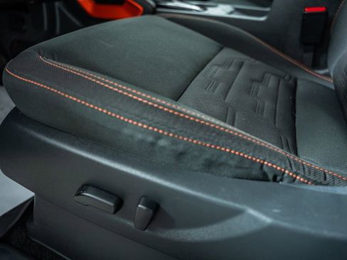 Used 2024 Nissan Frontier PRO-4X w/ Pro Convenience Package image 37