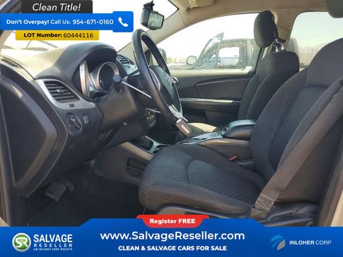 Used 2017 Dodge Journey SE w/ Flexible Seating Group FWD image 9