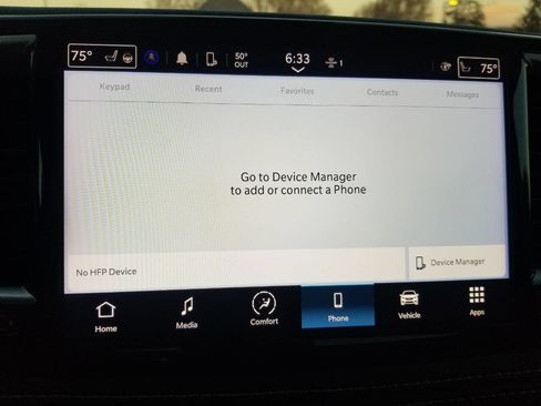 Certified 2024 Chrysler Pacifica Touring-L image 33