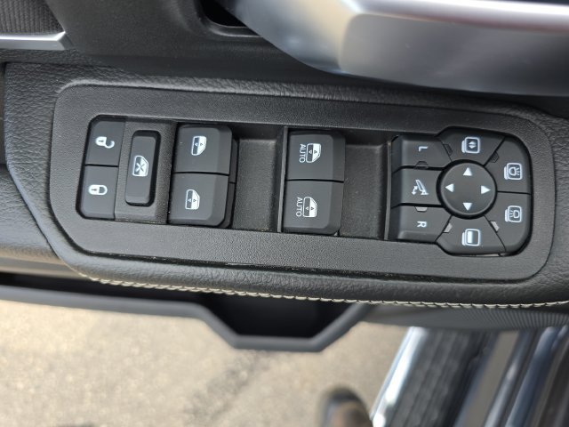 Used 2026 RAM 2500 Big Horn AWD/4WD image 35