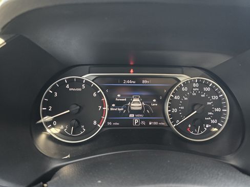 Certified 2025 Nissan Sentra SV FWD image 17
