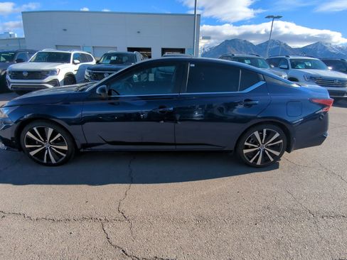 Used 2022 Nissan Altima 2.5 SR image 10
