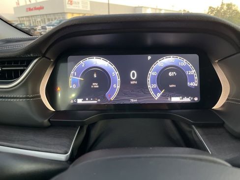 New 2025 Jeep Grand Cherokee Limited w/ Black Appearance Package image 14