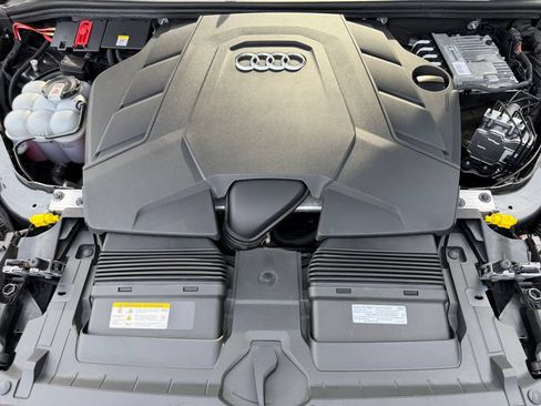 Used 2023 Audi Q7 2.0T Premium Plus AWD/4WD image 29