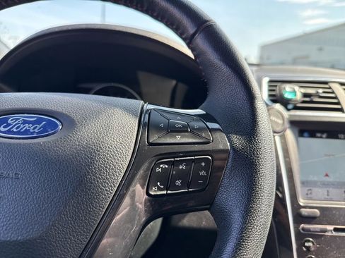Used 2018 Ford Explorer Sport AWD/4WD image 19