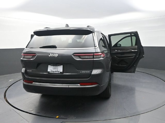 Used 2025 Jeep Grand Cherokee L Limited AWD/4WD image 38