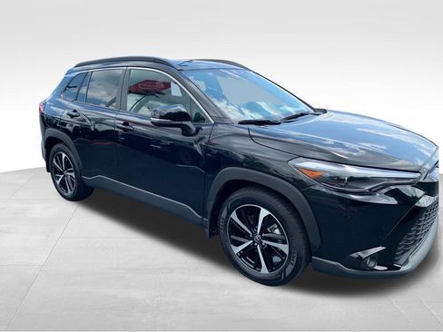Used 2025 Toyota Corolla Cross AWD Hybrid w/ Convenience Package image 7