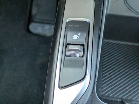 Certified 2025 Kia Sorento S w/ Panoramic Sunroof Package FWD image 26