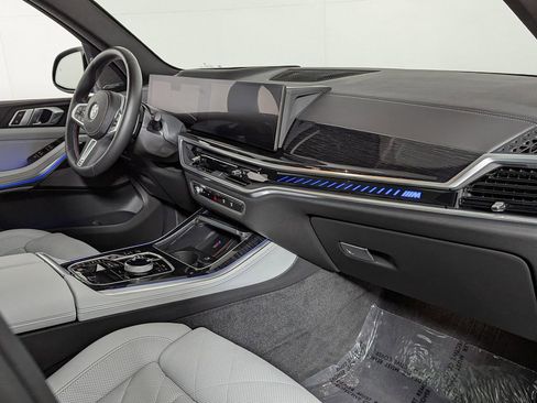 Certified 2024 BMW X5 M60i image 30