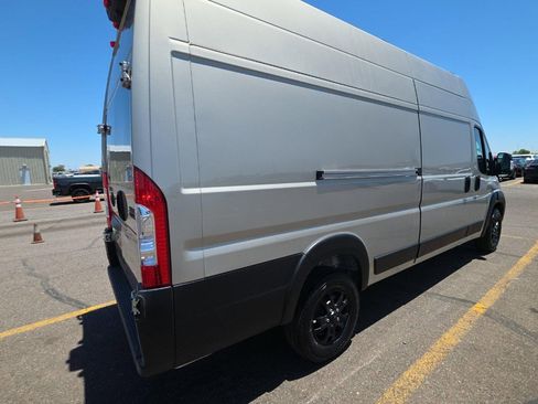 Used 2026 RAM ProMaster 3500 w/ Quick Order Package 22G SLT FWD image 4