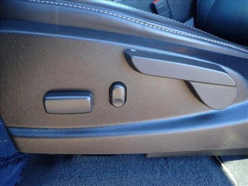 Used 2021 Chevrolet Colorado ZR2 w/ Colorado ZR2 Bison Edition image 11