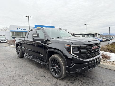 Used 2024 GMC Sierra 1500 Elevation w/ Max Trailering Package image 3