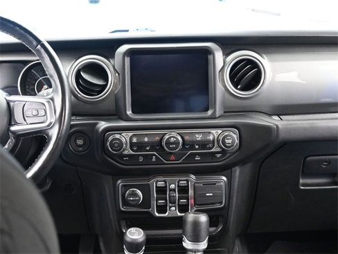 Used 2021 Jeep Gladiator Overland image 25