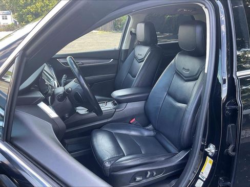 Used 2018 Cadillac XT5 Luxury w/ LPO, Wheel Lock Package FWD image 23