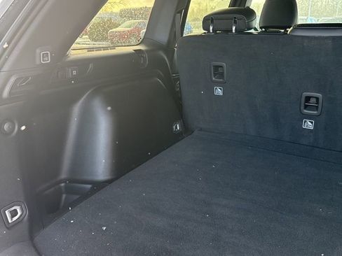 Used 2024 Jeep Grand Cherokee Altitude image 21