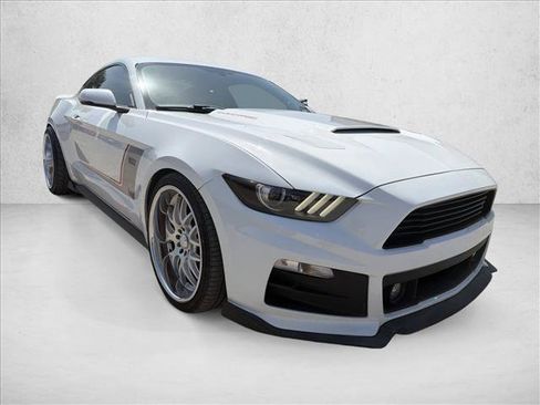 Used 2015 Ford Mustang GT Premium RWD image 7