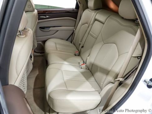 Used 2016 Cadillac SRX Luxury image 10