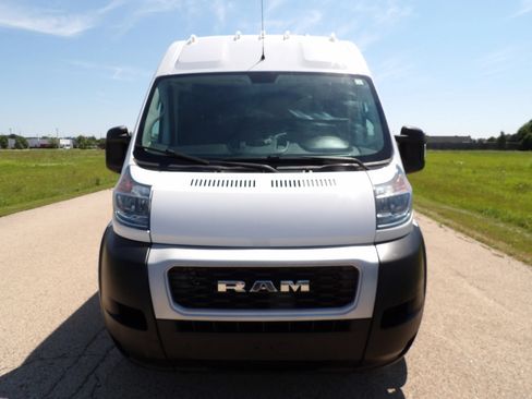 Used 2020 RAM ProMaster 2500 w/ Interior Convenience Group FWD image 3