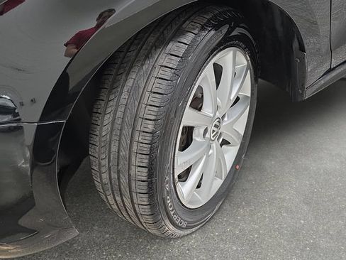 Used 2011 Volkswagen Jetta SE FWD image 27