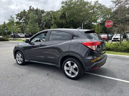 Used 2017 Honda HR-V LX image 13