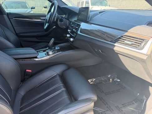 Used 2020 BMW 530i w/ Convenience Package RWD image 10