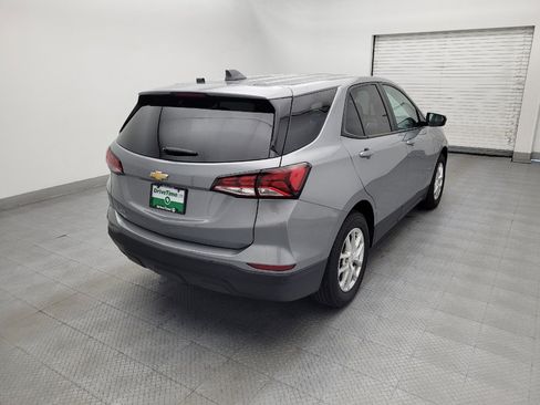 Used 2023 Chevrolet Equinox LS w/ LS Convenience Package FWD image 9