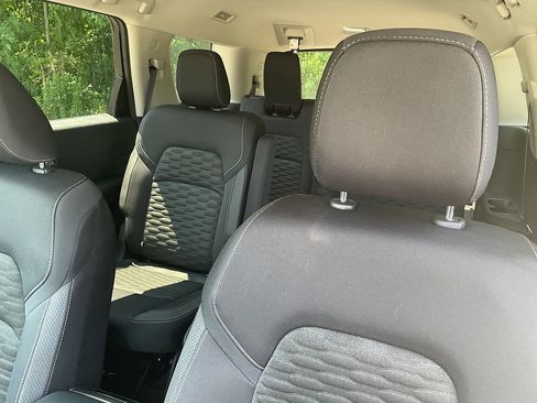Used 2022 Nissan Pathfinder SV w/ SV Premium Package AWD/4WD image 14