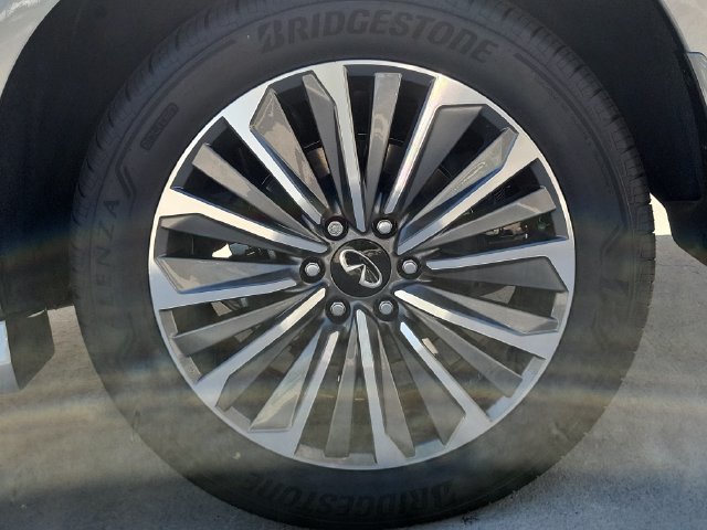 New 2027 INFINITI QX80 Luxe w/ Exterior Package RWD image 10