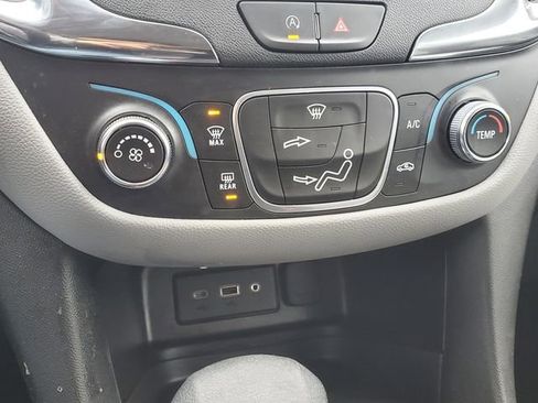 Certified 2024 Chevrolet Equinox LS w/ Driver Confidence II Package image 30