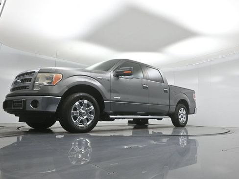 Used 2013 Ford F150 XLT w/ Luxury Equipment Group RWD image 39