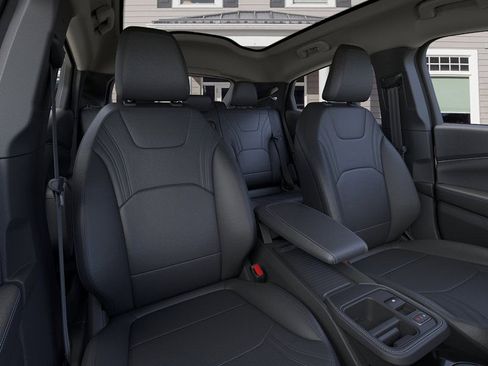 New 2025 Ford Mustang Mach-E Premium w/ Interior Protection Package AWD/4WD image 10