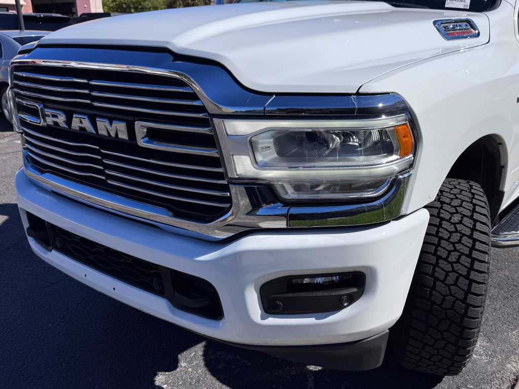 Used 2023 RAM 3500 Laramie AWD/4WD image 5