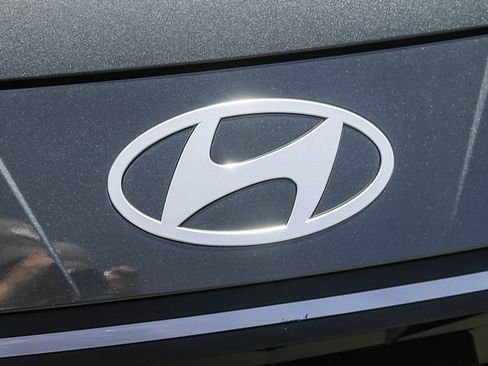 Certified 2026 Hyundai Elantra Sport FWD image 7