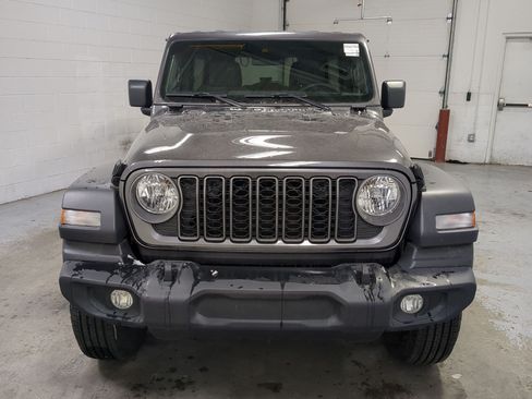 Certified 2025 Jeep Wrangler Unlimited Sport AWD/4WD image 10