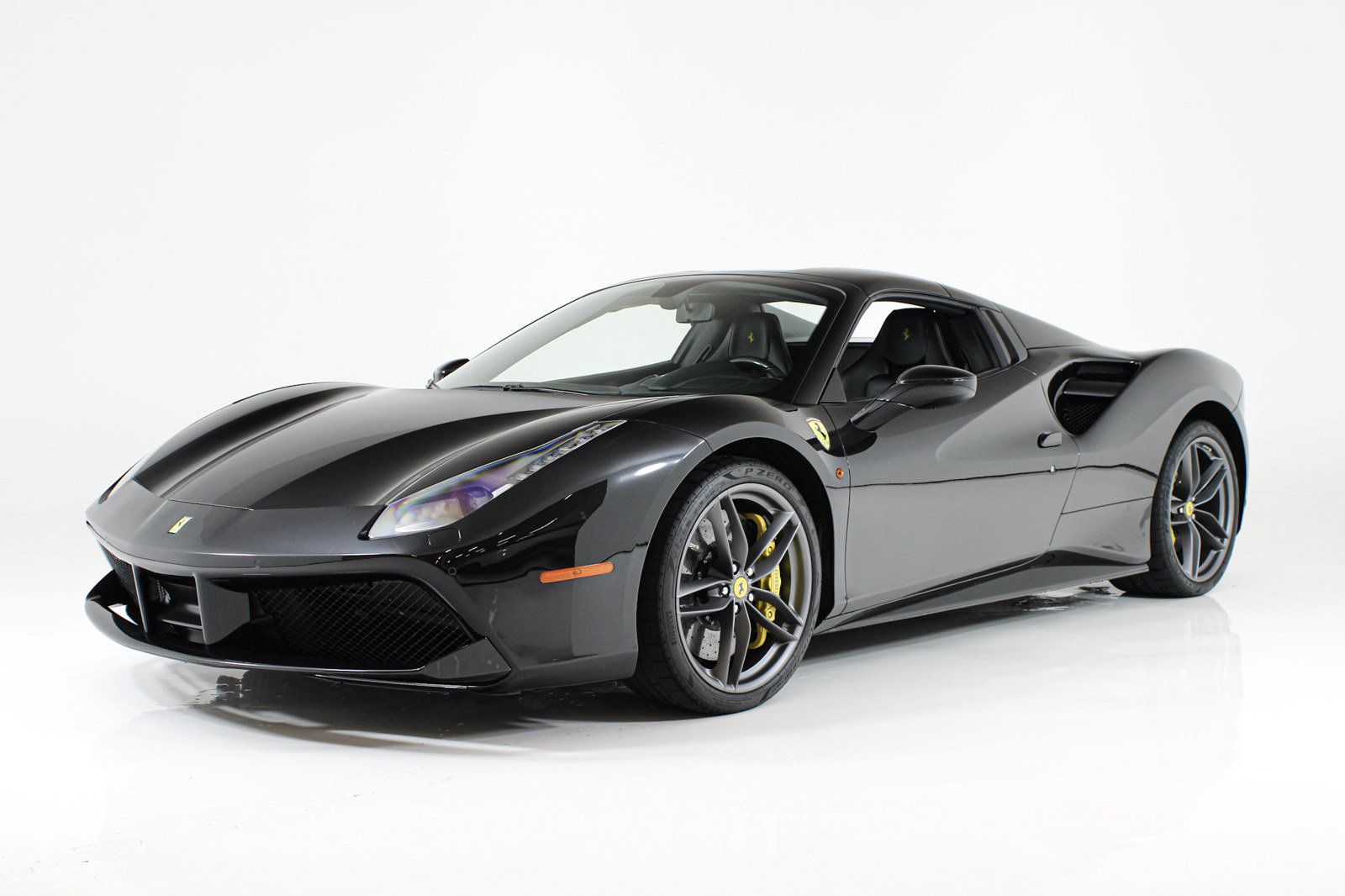 Certified 2017 Ferrari 488 Spider RWD image 3
