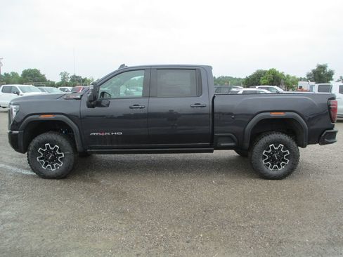 New 2026 GMC Sierra 2500 AT4X AWD/4WD image 10