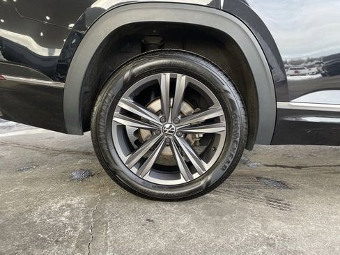 Used 2021 Volkswagen Atlas SE w/ Panoramic Sunroof Package image 11