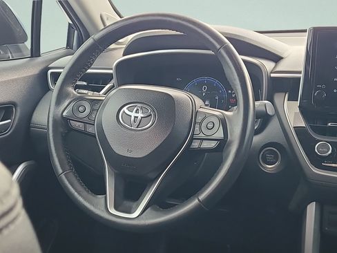 Certified 2023 Toyota Corolla Cross XLE w/ Convenience Package FWD image 12