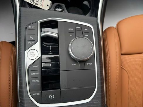 New 2025 BMW 330i xDrive Sedan w/ Premium Package image 14