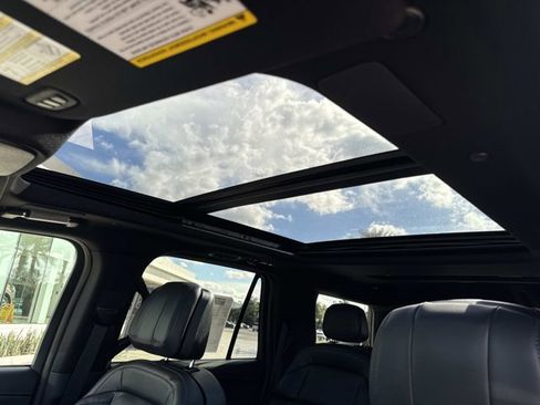 New 2025 Lincoln Navigator Reserve w/ Jet Appearance Package image 31