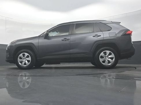 Used 2020 Toyota RAV4 LE FWD image 29