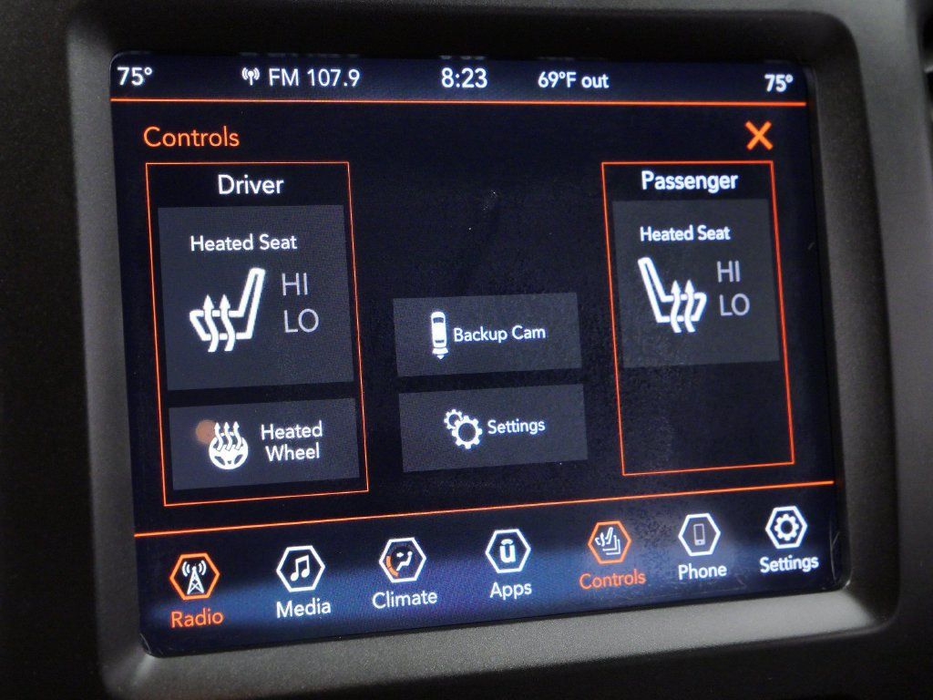 Used 2019 Jeep Cherokee Trailhawk w/ Cold Weather Group AWD/4WD image 26