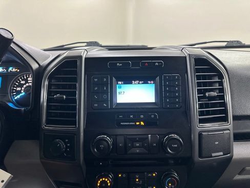 Used 2018 Ford F150 XLT AWD/4WD image 45