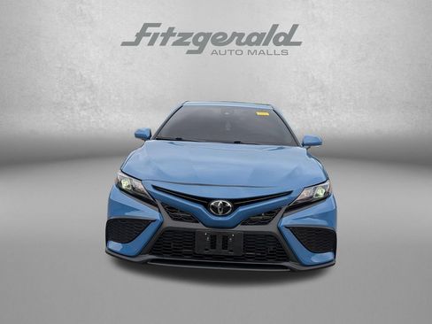 Used 2024 Toyota Camry SE FWD image 5